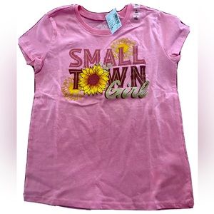 NWT The Children’s Place Small Town Girl Girls T-Shirt Size S 5/6)